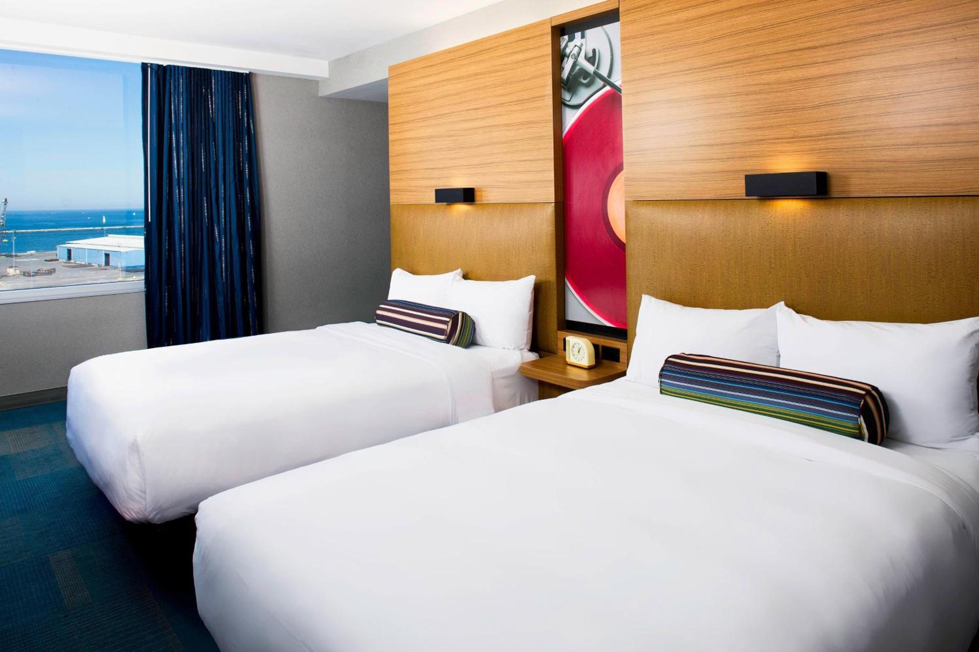 Hotel Aloft Cleveland Downtown Exterior foto